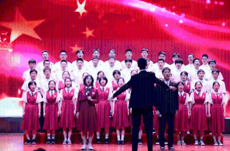 逃离电梯间